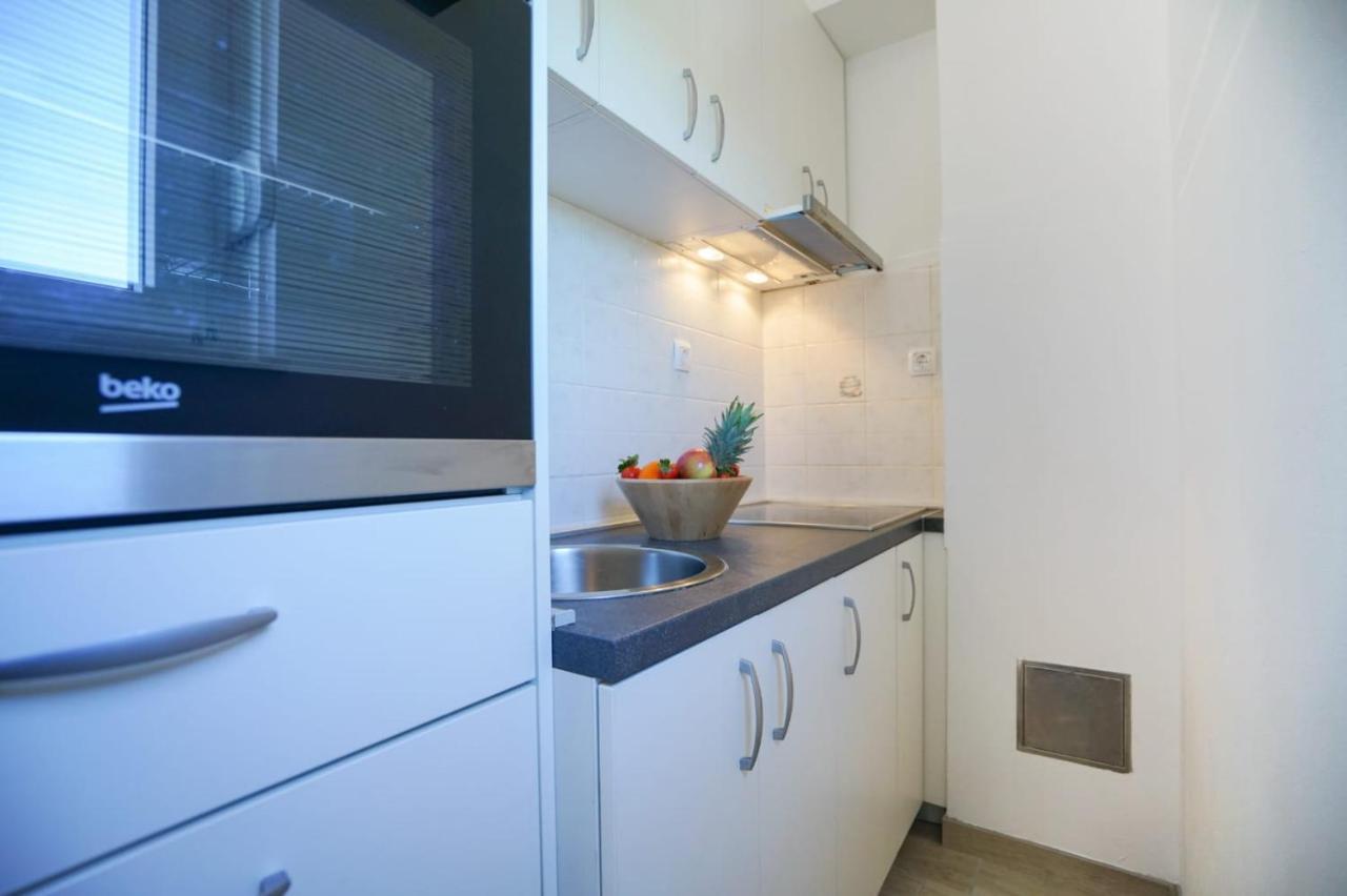 Apartment Nicol Задар Екстериор снимка