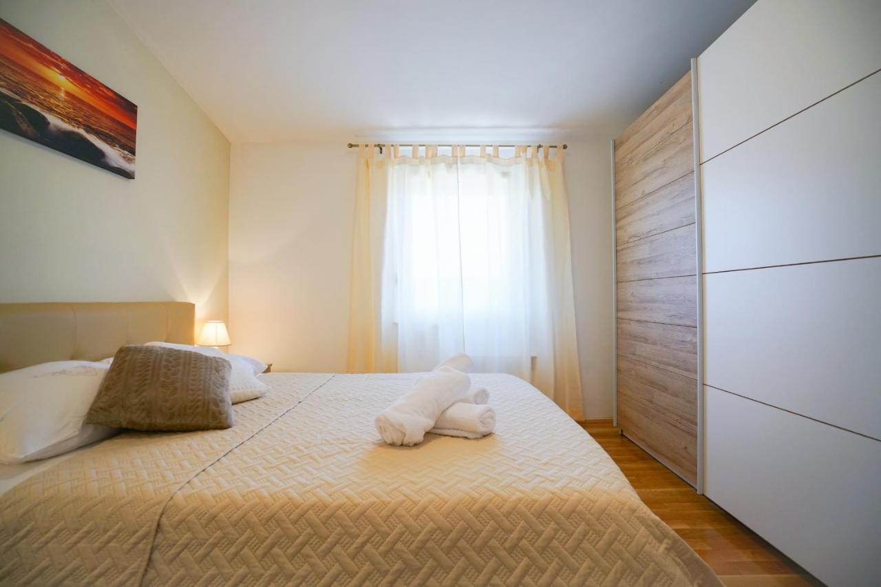 Apartment Nicol Задар Екстериор снимка