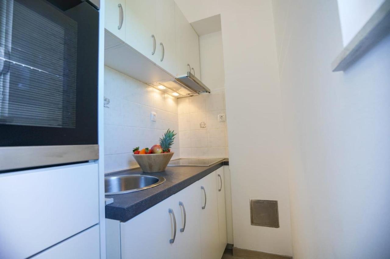 Apartment Nicol Задар Екстериор снимка